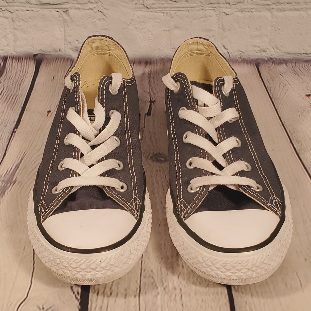 Kids Converse Chucks Like New denim blue Size 2.5